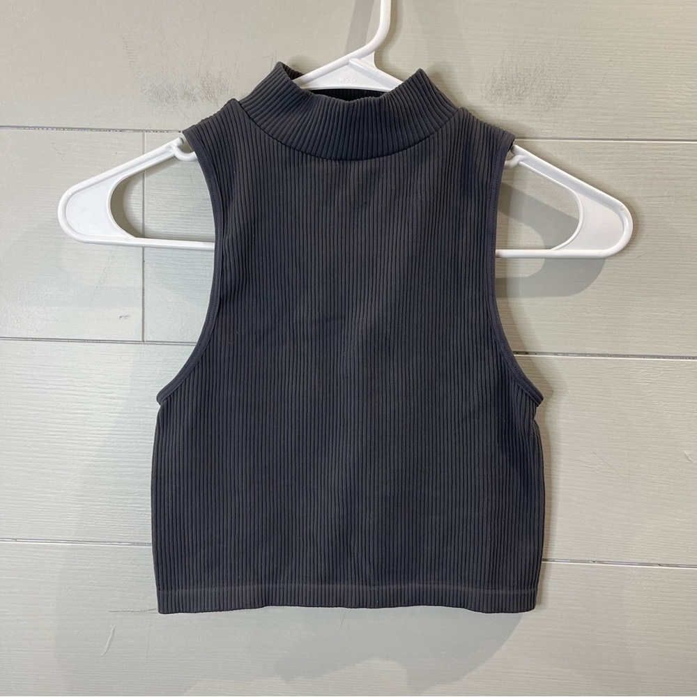 Zara | High Neck Sleeveless Ribbed Tank Size XS/S